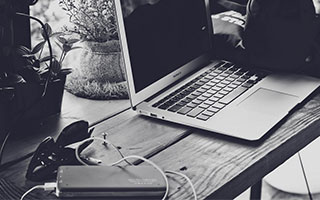 深圳股票配资公司:股票开户下载什么软件-外交部：中国对俄罗斯持普通护照人员试行免签政策